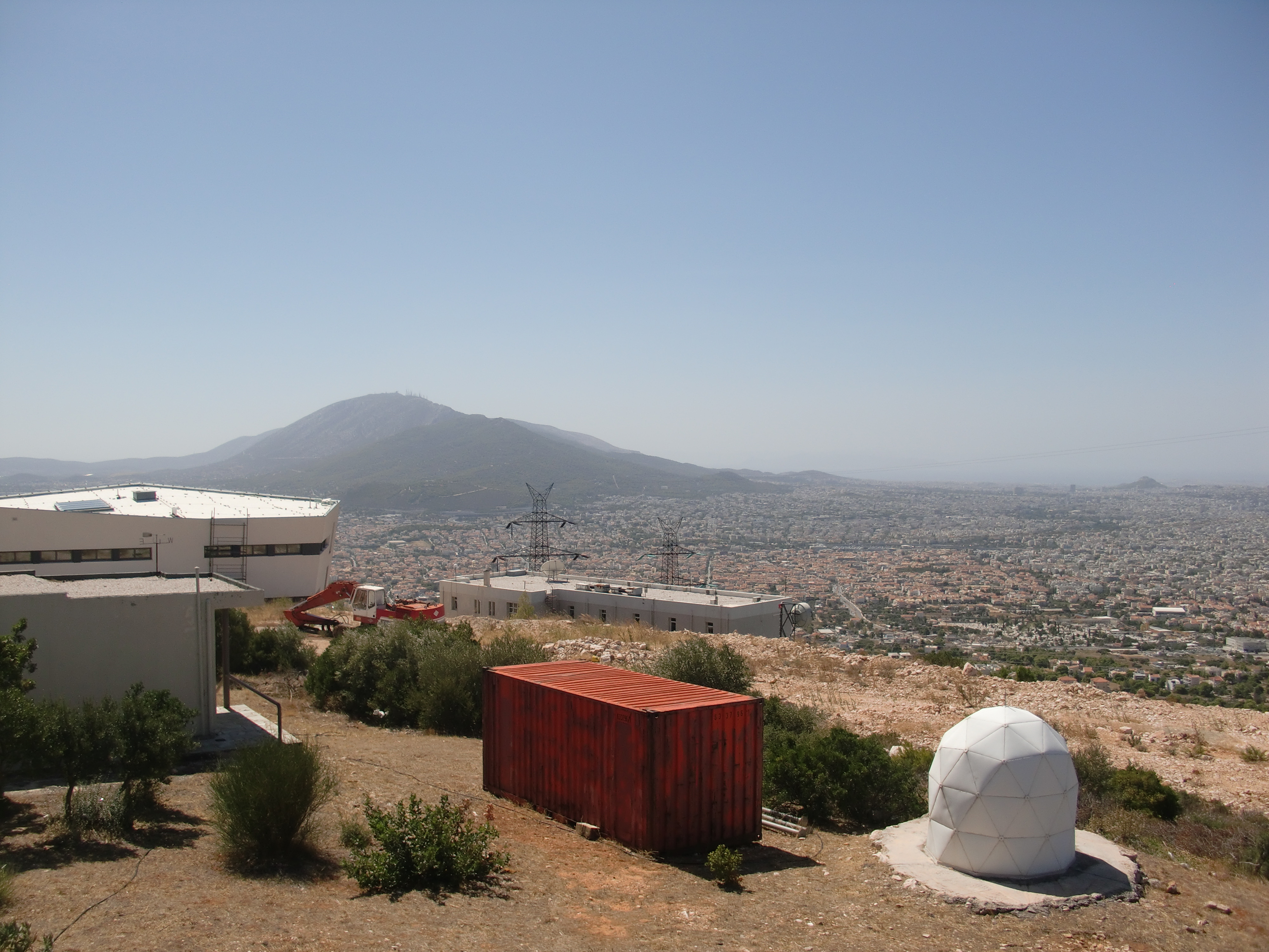 MAX-DOAS view towards the urban southern direction